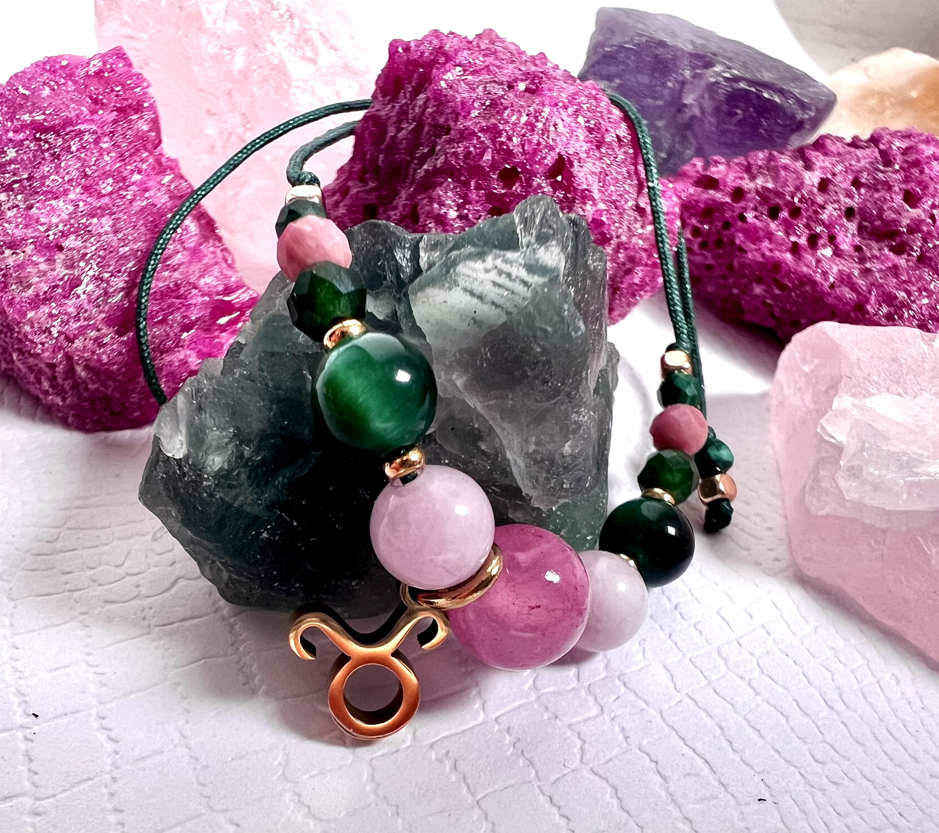 Moenii – ręcznie tworzona biżuteria z naturalnych kamieni