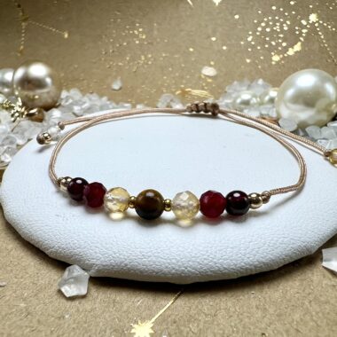 Bransoletka Lwa z Karneolem i Granatem.