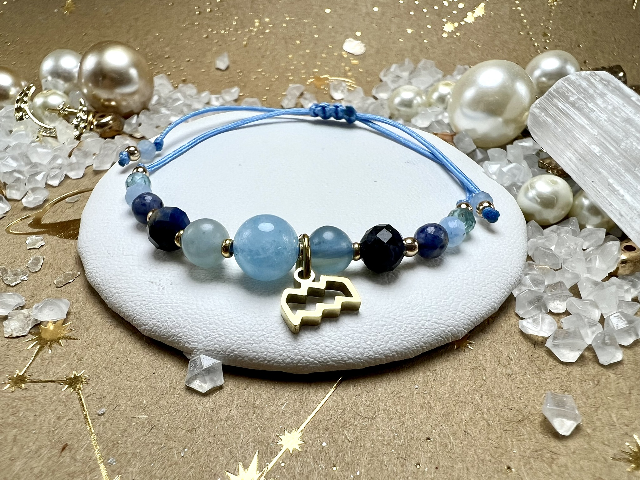 Bransoletka Wizjonerskiego Spokoju z Akwamarynu i Kyanitu.