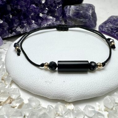 Bransoletka Ciszy i Ochrony z cylindrycznym Onykiem.