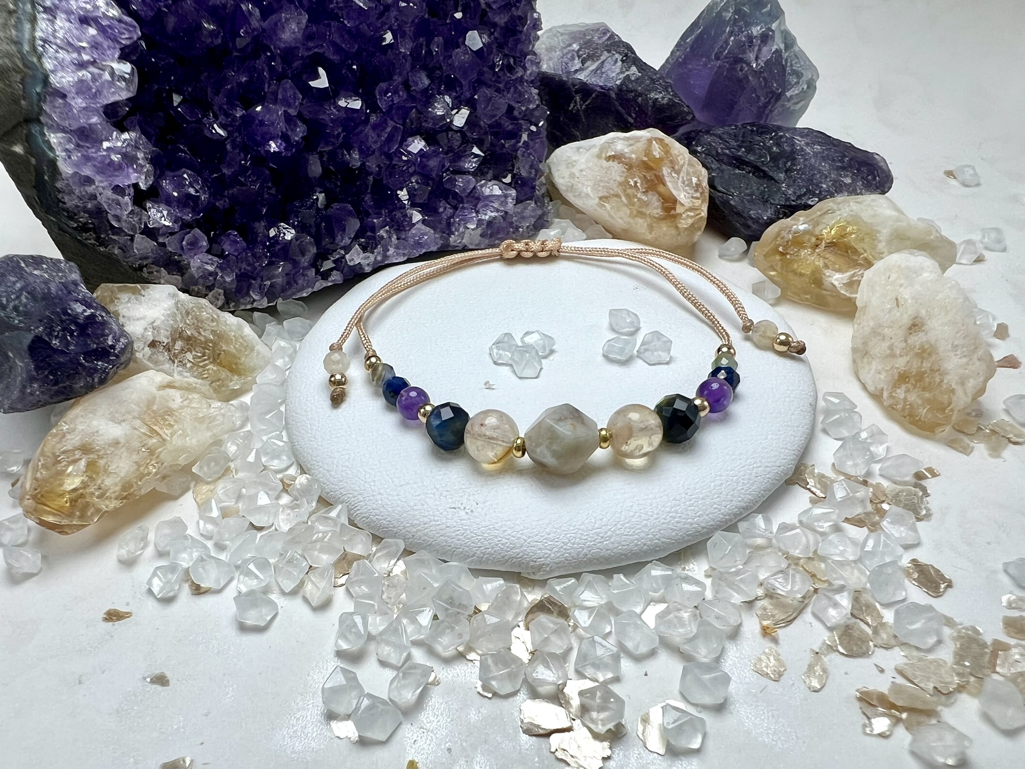 Bransoletka Wielkiej Harmonii z kamieni wielu żywiołów.